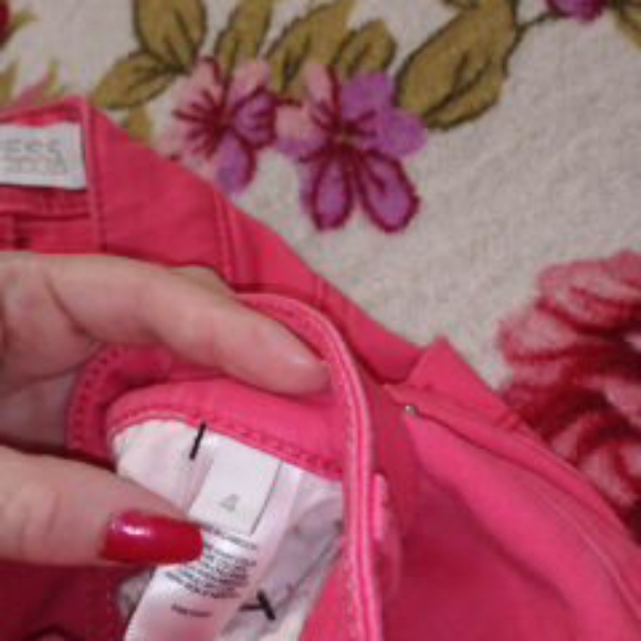 Jeans - Picture 2 of 3